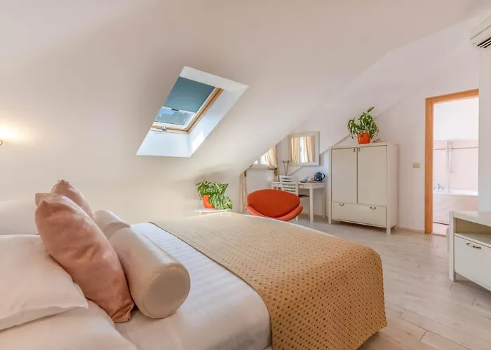 Heritage Park Hvar Hotel 4*