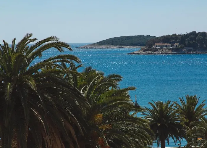 Heritage Park Hvar 酒店 赫瓦尔