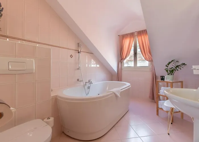 Heritage Park Hvar Hotel 4*