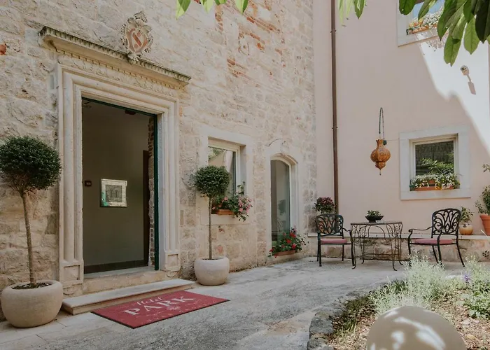 Hotel Heritage Park Hvar 4*