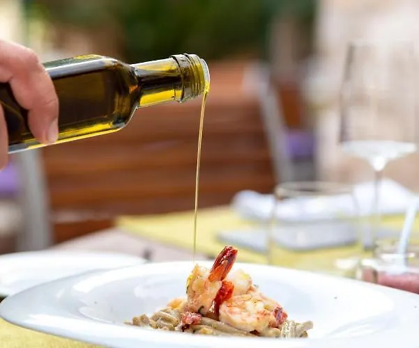 Heritage Park Hvar 4*