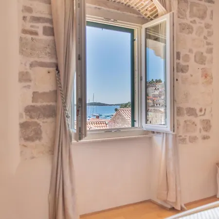 Heritage Park Hvar فندق هفار