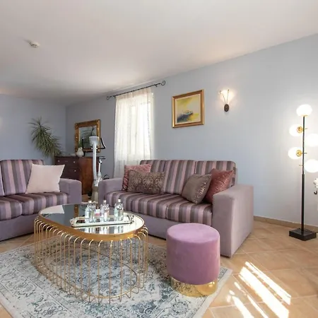 Heritage Park Hvar فندق هفار